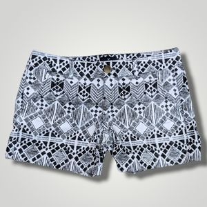 American Eagle Aztec Print Midi Shorts Size 6